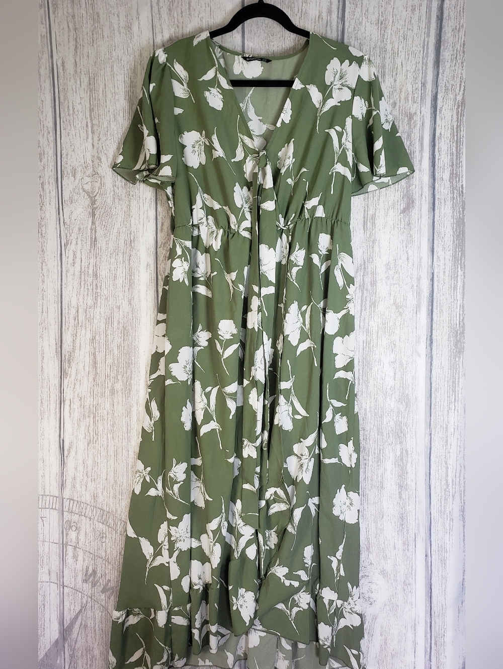 Bloomchic Floral Midi Dress Tie Front & Cinched Waist Flutter Sleeves Size 14 1o